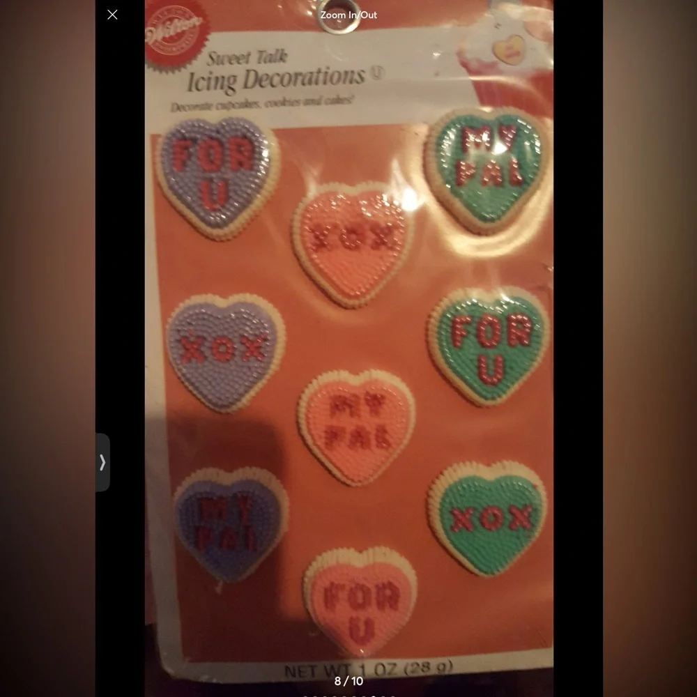 4pc WILTON CUPCAKE VALENTINE'S DECORATON KITS STYLE 1 new